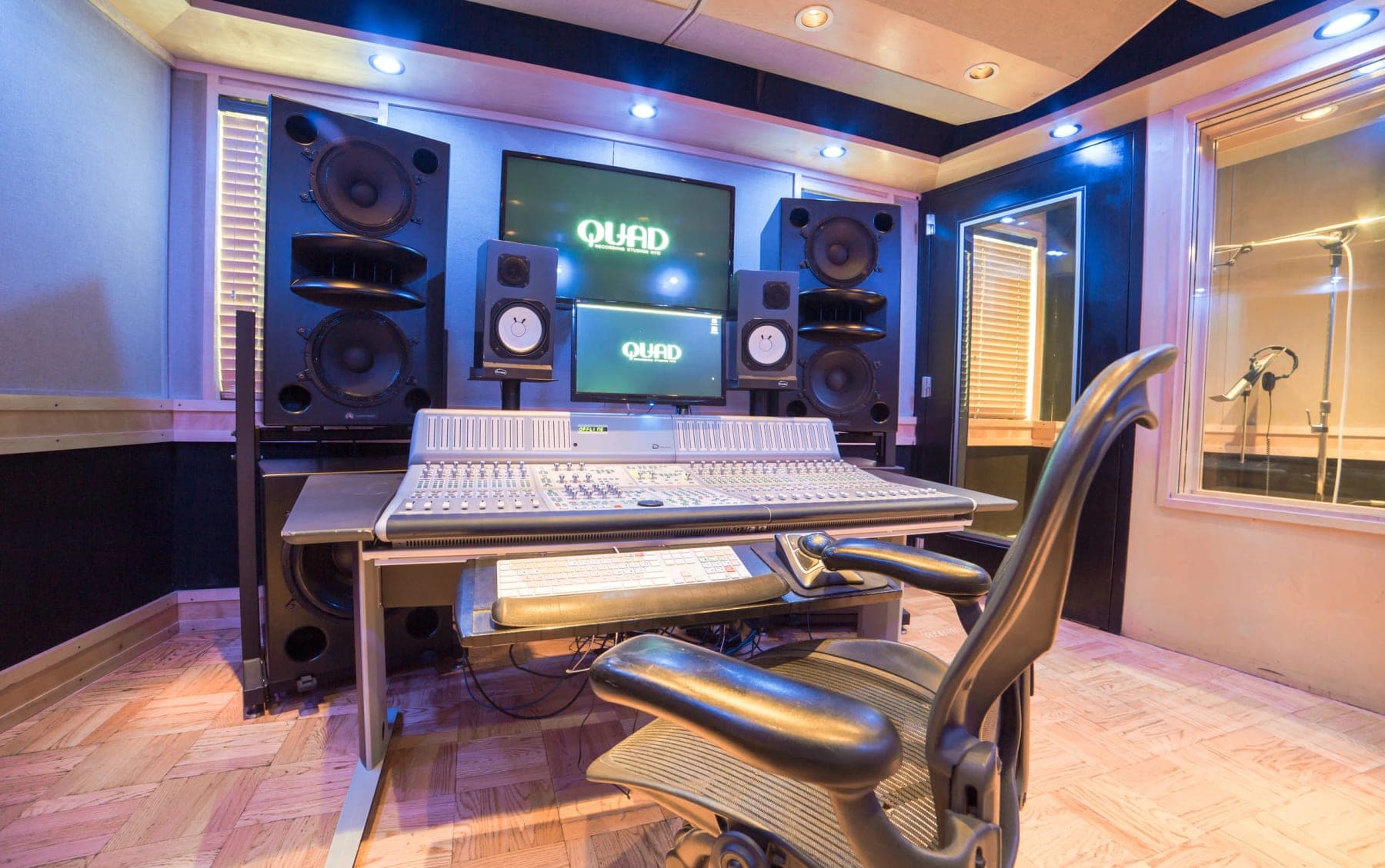 Console and studio monitors at Quad